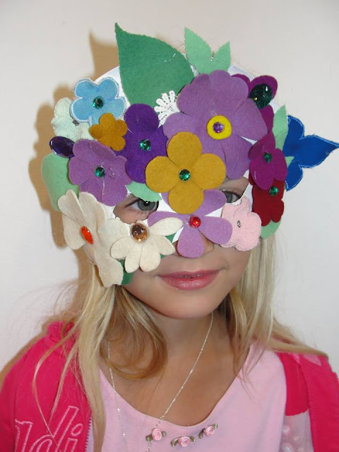 Idea to make mask from paper for kids : flowers mask 1