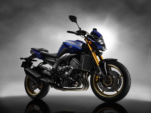 Yamaha Fazer 8 cor azul