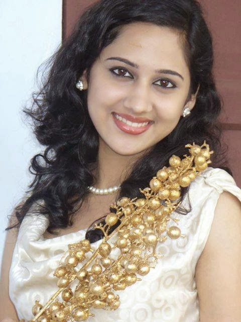 Miya Malayalam Movie Actress Images, Wallpapers, Pictures  Actress, Actors and Movie Gallery