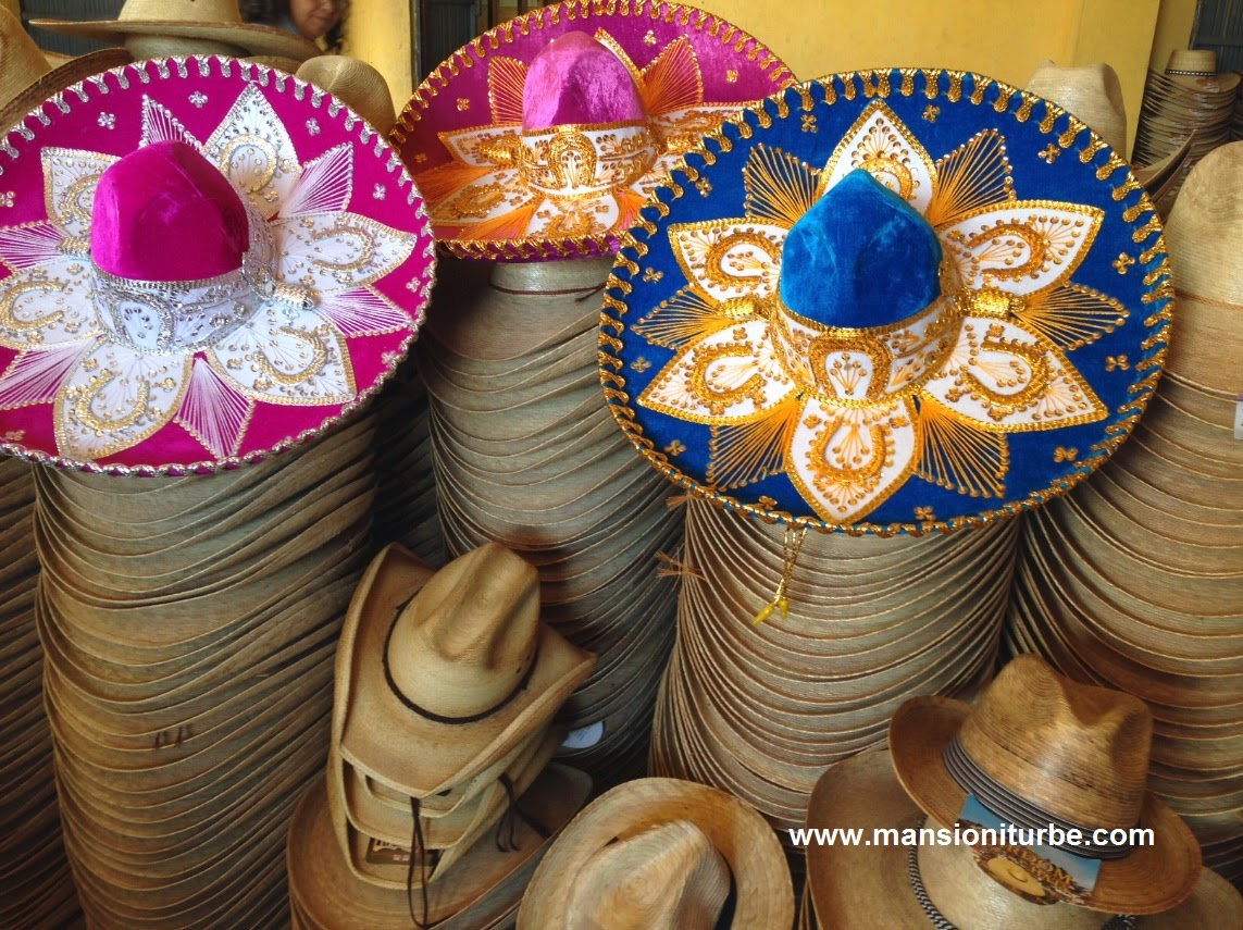 Sombreros artesanales en Jarácuaro, en la Ribera del Lago de Pátzcuaro