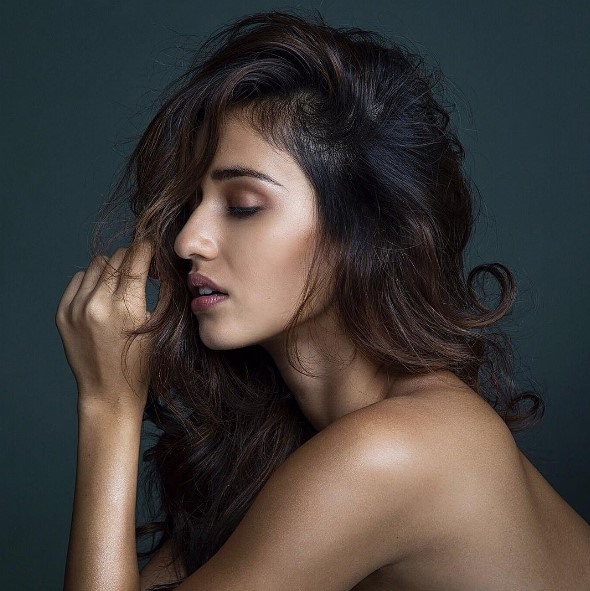 Hot Disha Patani Wallpaper Goes Topless