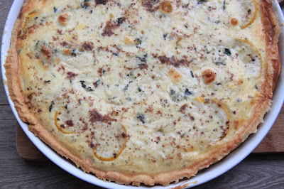 Quiche podwójnie serowy z grillowaną cukinią