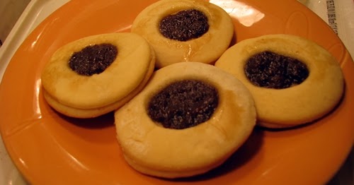 Carpe Lanam Filled Raisin Cookies Sugar can be substituted with honey (pam's harvestcraft). carpe lanam blogger
