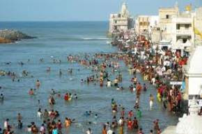  Dwarka is 1 of the most of import places for Hindu IndiaTravelDestinationsMap: AMAZING PLACES TO SEE IN INDIA - MYTHOLOGY MEETS HISTORY IN DWARKA