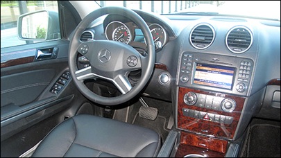Mercedes-Benz-GL350-2011_i04