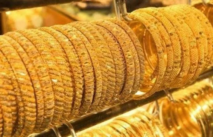 المصريون يستفيدون من الإعفاء الجمركي ويجلبون أكثر من 3.8 طن من الذهب إلى مصر في 8 أشهر وسط ارتفاع الأسعار