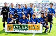 GETAFE C. F. - Getafe, Madrid, España - Temporada 2003-04 - Sergio Sánchez, Iván Amaya, Vivar Dorado, Craioveanu, Nano y Belenguer; Mario Cotelo, Cubillo, Alberto, Uranga y Pachón - GETAFE C. F. 2 (Miguel Ángel 2) C. D. NUMANCIA 1 (Fagiani) - 30/05/2004 - Liga de 2ª División, jornada 39 - Getafe, Madrid, estadio Coliseum Alfonso Pérez - El Getafe se clasificó 2º en la Liga de 2ª División y ascendió a 1ª por primera vez en su historia. Jesús Uribe era el entrenador