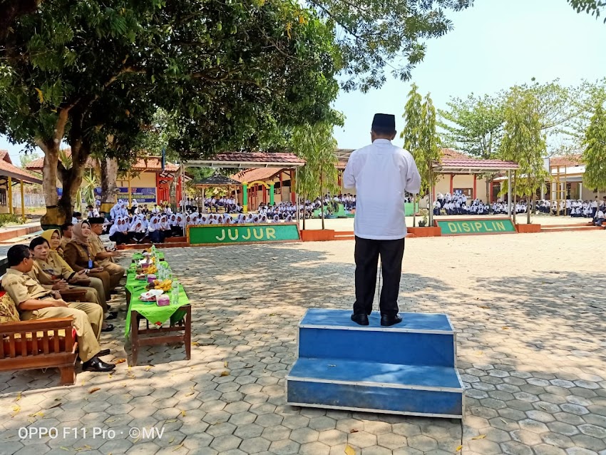 FOTO KUNJUNGAN TIM PENILAI KINERJA KEPALA SEKOLAH