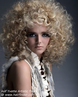 Trendy Frisuren mit Locken 2012-2013