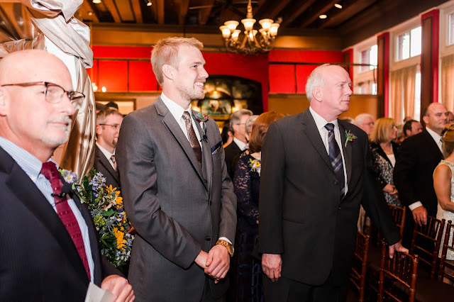 1840s Ballroom Baltimore MD Wedding | Photos by Heather Ryan Photography