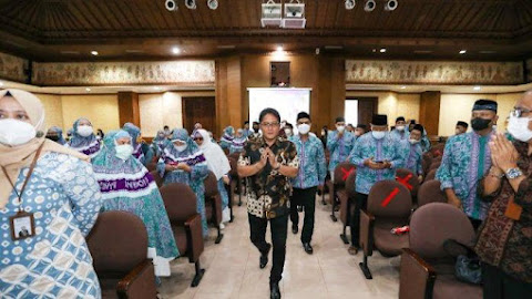 Bupati Badung Giri Prasta Lepas Jamaah Haji 2022