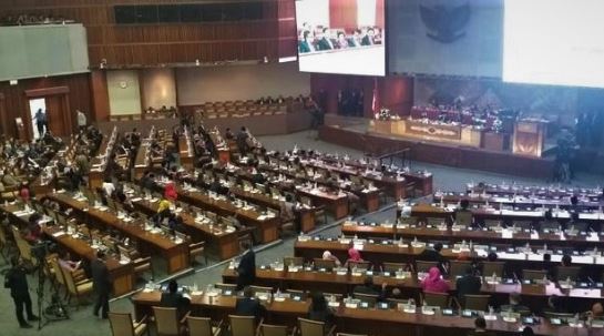 Anggota DPR RI baru dilantik Bolos Rapat Paripurna