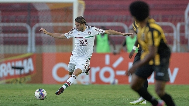 Fluminense entra em campo despreparado, é dominado e perde para Volta Redonda