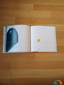 Interior del libro "¿Jugamos?" de Hevé Tullet
