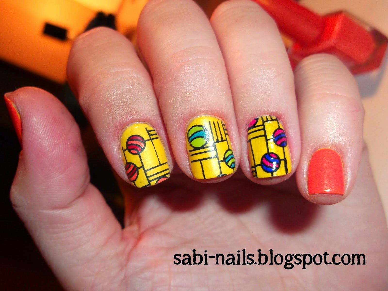 http://sabi-nails.blogspot.com/2014/03/kolorowe-piki.html