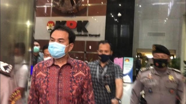 Azis Syamsuddin Bungkam Usai Diperiksa KPK
