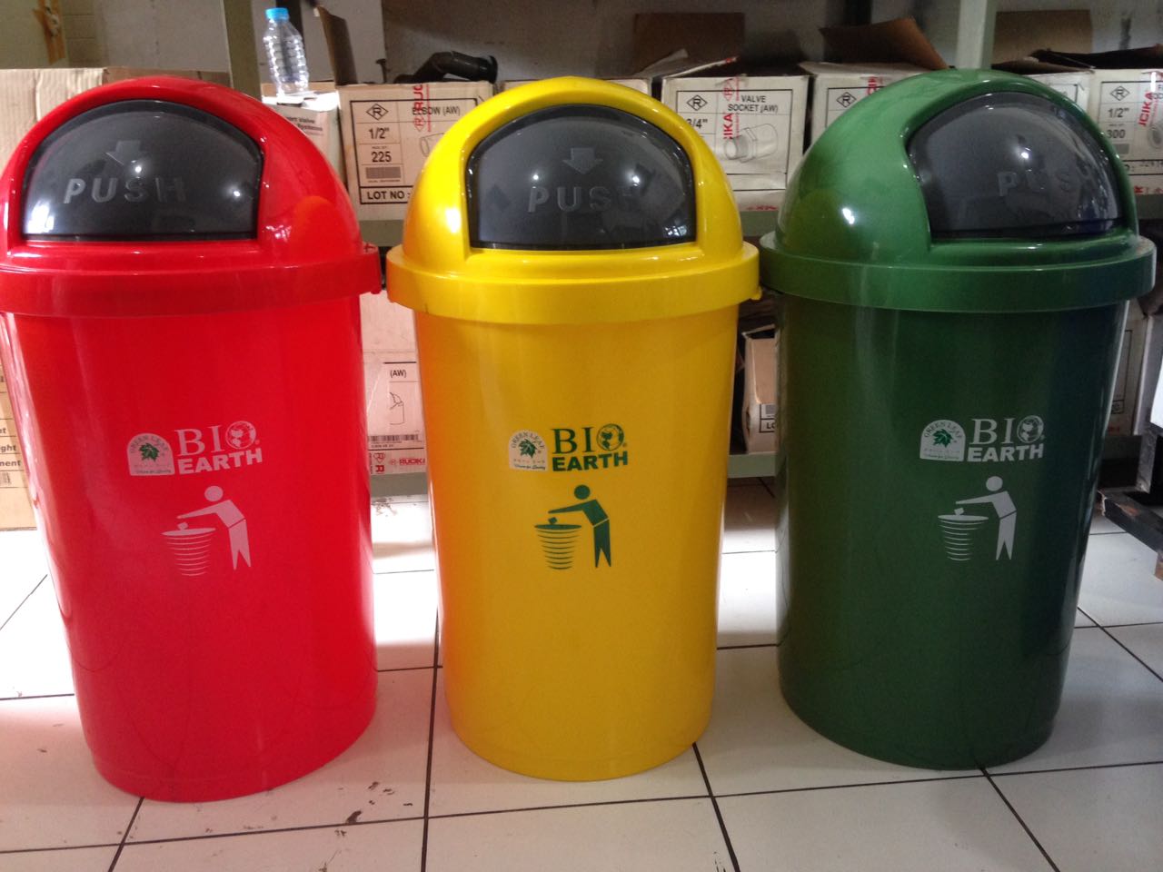 WARNARAYA DUSTBIN Distributor Tempat Sampah  Plastik  HDPE