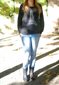 outfit sudadera torre eiffel