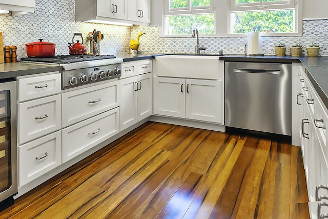 small kitchen with wood floor