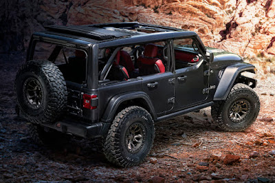 Jeep Wrangler Rubicon 392 Concept (2020) Rear Side