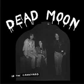 ALBUM: portada de "In the Graveyard". La banda DEAD MOON