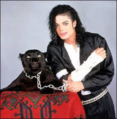 Celebrities and their Pets Seen On www.coolpicturegallery.net