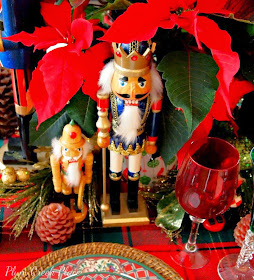 Christmas tablescape, Nutcrackers, Noritaki Royal Hunt, Noel wine flutes 