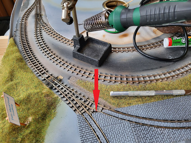 009 gauge layout