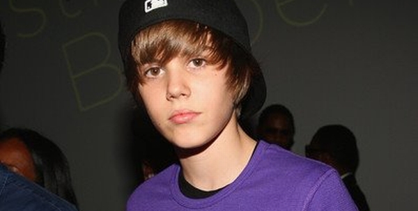 hot justin bieber pictures backgrounds. Saw justin bieber, hot