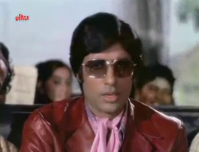 Screen Shot Of Hindi Movie Bombay to Goa 1972 300MB Short Size Download And Watch Online Free at worldfree4u.com