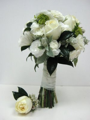 White Wedding Flower Bouquets. white wedding bouquet ideas.