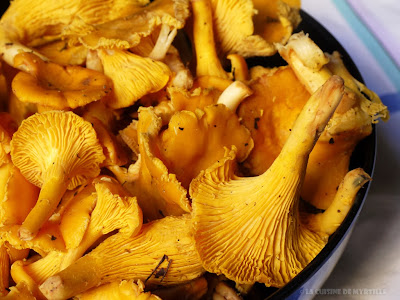 Poêlée de girolles (voir la recette)