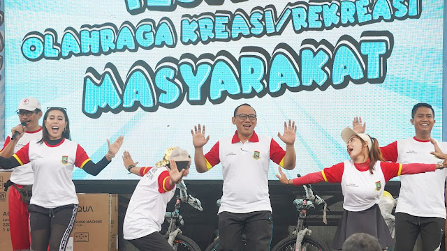 Festival Olahraga Kreasi/Rekreasi Masyarakat Meriah, Helldy Ajak Lestarikan Budaya Lokal
