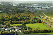 Guide to Spot London Heathrow AirportMyrtle Avenue Grass Area. (stflighta lhr )