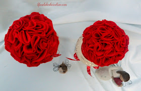 alt="Life on Lakeshore Drive DIY Valentine's Felt Roses Topiary using wiffle tutorial"