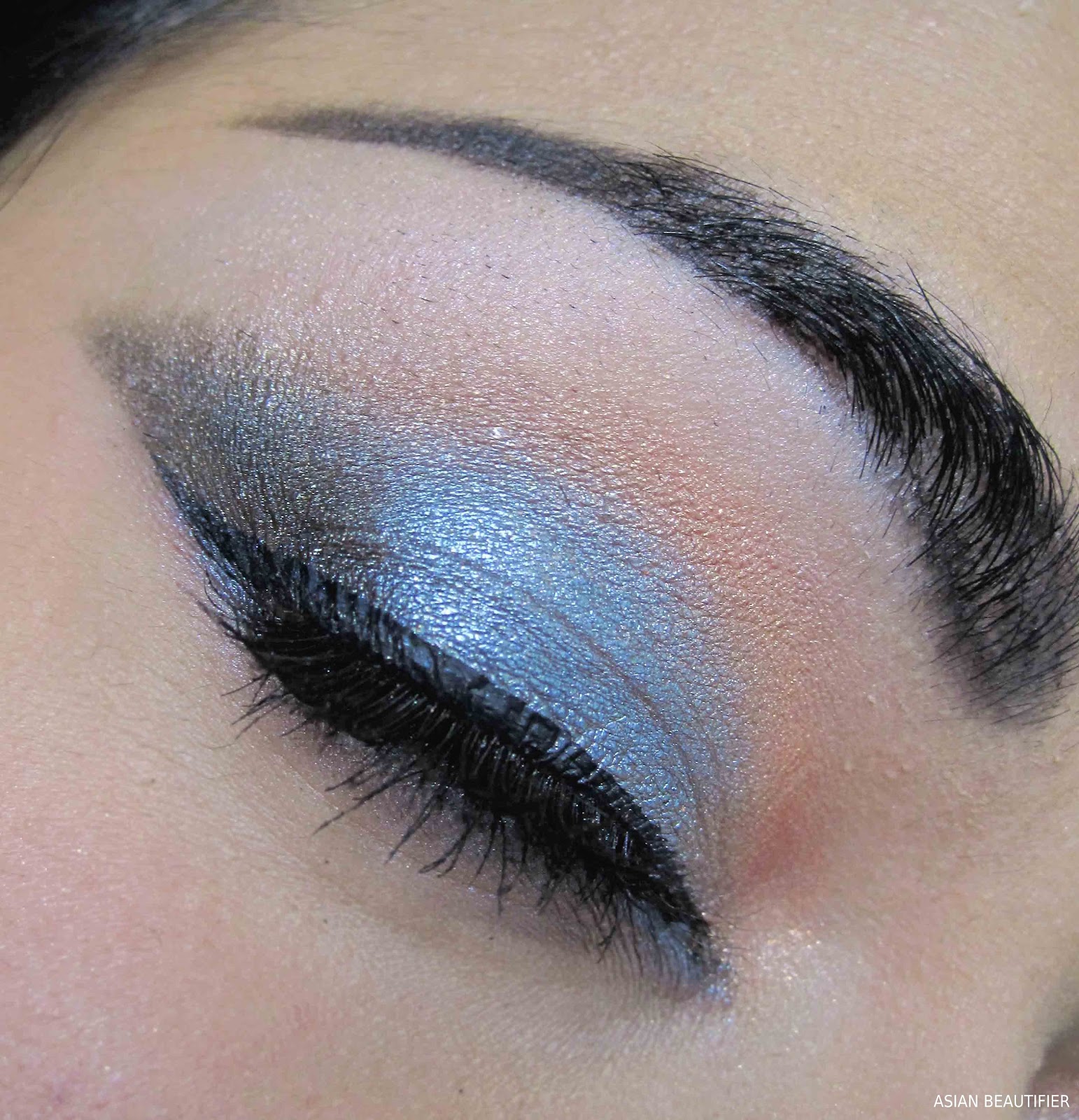 88 Eyeshadow Metal Mania Palette - EOTD
