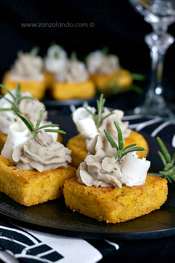 Crostini di polenta con lardo e crema di fagioli ricetta antipasto cornflour crostini with lardo and bean dip recipe