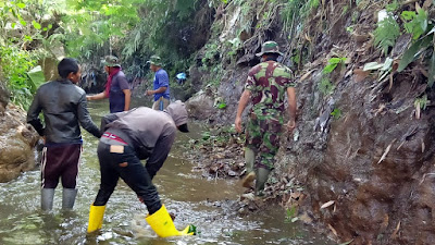 Satgas Subsektor 21-18 Tingkatkan Partisipasi Warga Ikut Bersihkan Sungai