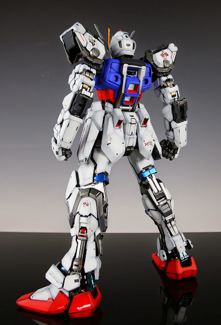 PG 1/60 Aile Strike Gundam - Painted Build