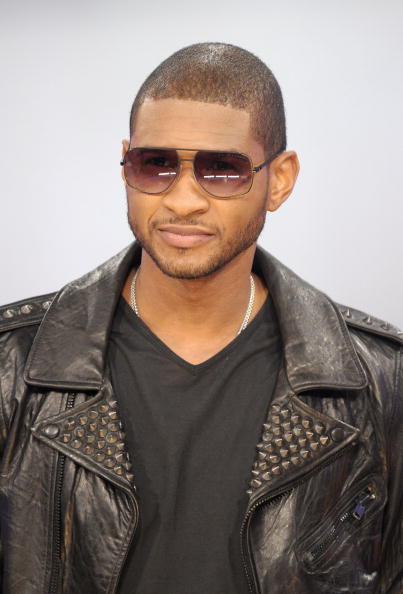 Usher performs 'OMG' on Oprah