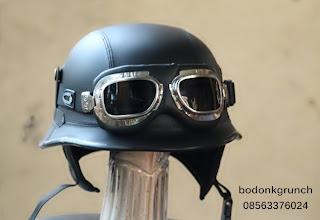 Helm Kulit Surabaya, Jual Helm Kulit, Helm Vespa, Helm CB, Helm Anak.