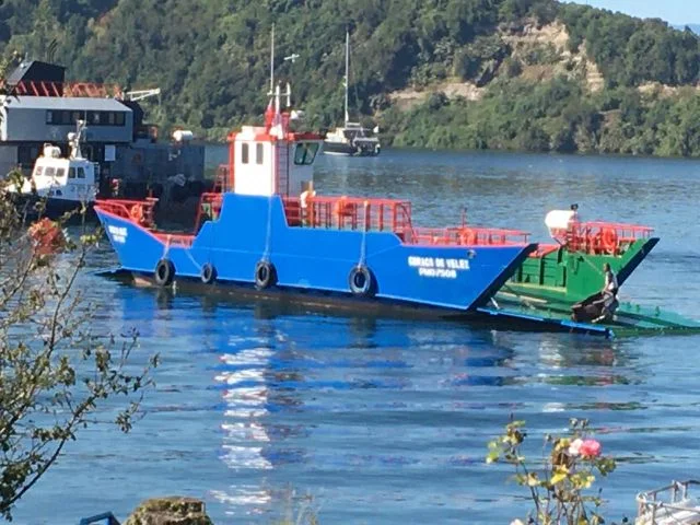 🚢 Inició servicio marítimo de carga de Isla Maillen
