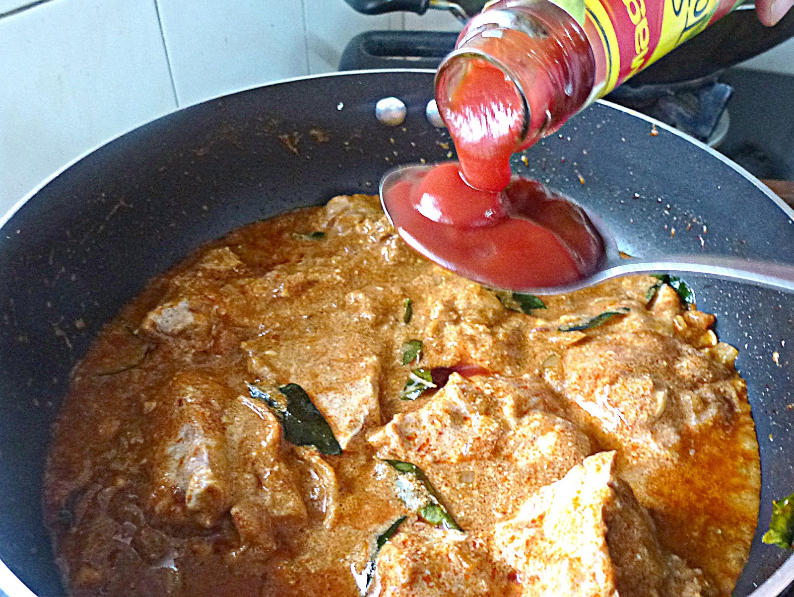 Tertunailah Hasrat Di Hati: Resepi Ayam Vindaloo Masakan 