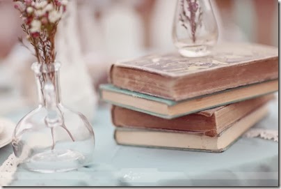 vintage-wedding-books-on-table