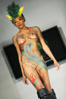 Beautiful Body Painting Pictures - Bullet 4 Peace