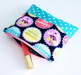 sew a zip pouch