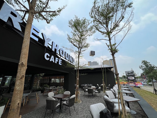 outdoor greyhound cafe summarecon bekasi