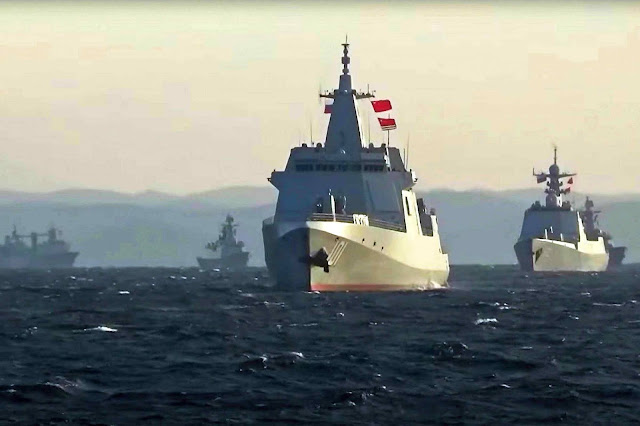 Barcos rusos e chineses entram no Mar do Japão