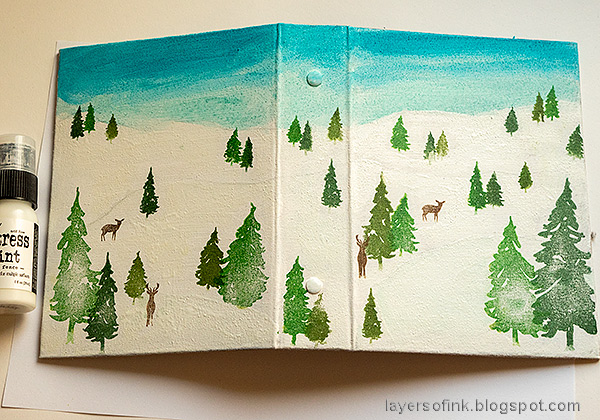 Layers of ink - December Daily Journal Tutorial by Anna-Karin Evaldsson. With Simon Says Stamp Forest Scenery stamp set.