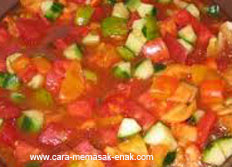 resep praktis dan mudah membuat (memasak) masakan khas spanyol Spanish soup spesial enak, gurih, lezat